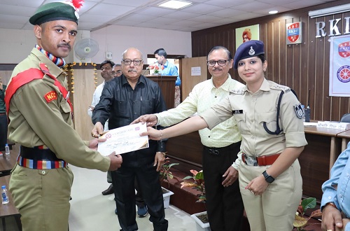 Rastriya ekta diwas (National Unity Day) was Celebrated
											by RKDF University, Bhopal on 31st Oct. 2022 in Collaboration with Bhopal
											Police Commissionerate. Chief Guest on this occasion was ACP Richa Jain.